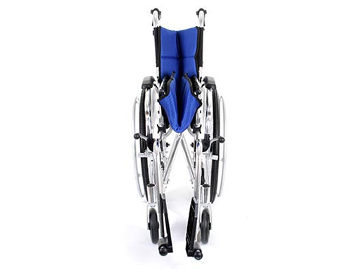 Evolution self propelled wheelchair side image Evolution self propelled wheelchair side image